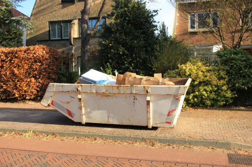 Arranging skip hire for efficient waste disposal
